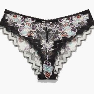 Zig zag zen lace cheeky